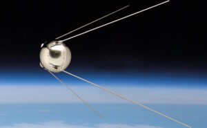 La Conquête Spatiale - Épisode 2 : Le "Compagnon" (traduction littérale de Spoutnik) est éjecté.