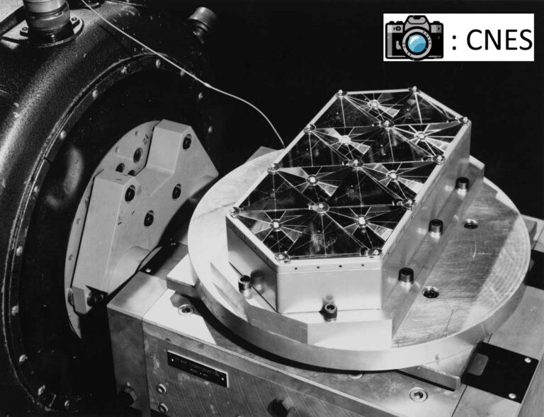 Le premier objet Français sur la Lune…