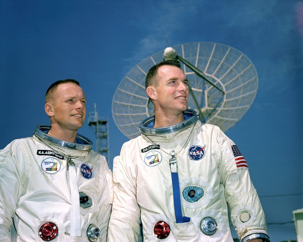  L’École de l’Espace : Neil Armstrong et David Scott pour la mission Gemini 8